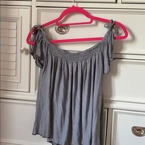 Off the shoulder American Eagle shirt